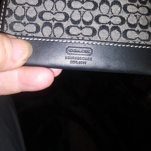 Brand new Coach crossbody purse - Picture 9 of 9